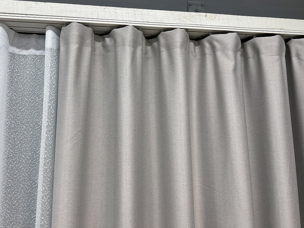 Комплект штор VR-Textil Шеніл 200х270 2шт і Тюль 600х270 1690ш-1680т Попелястий з білим 71-198/7 Київ - фото 8