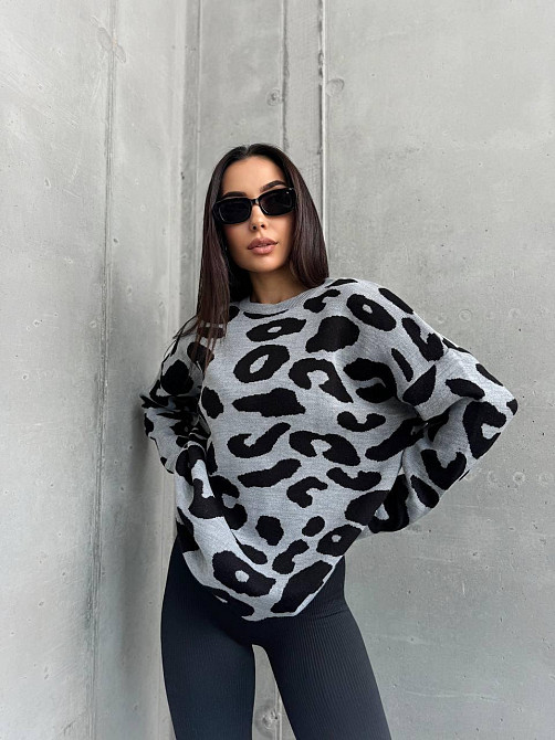 Жіночий принтований затишний оверсайз светр в'язка Одеса - фото 4