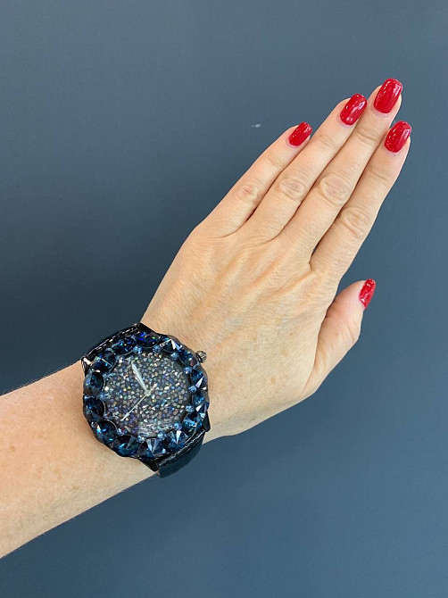 Роскошные сверкающие Часы Swarovski с синими камнями Одесса - изображение 1
