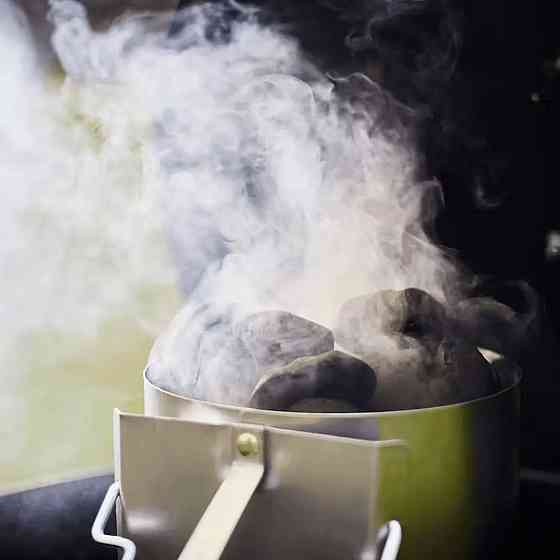 Брикети кокосові 2 кг Weber 18450 Код: 010896 Рівне