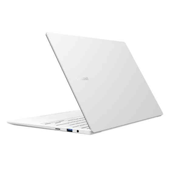 Ноутбук Samsung Galaxy Book2 Pro NP930XED 13.3" FHD AMOLED Intel Core i7-1260P 8/512GB SSD білий Миколаїв
