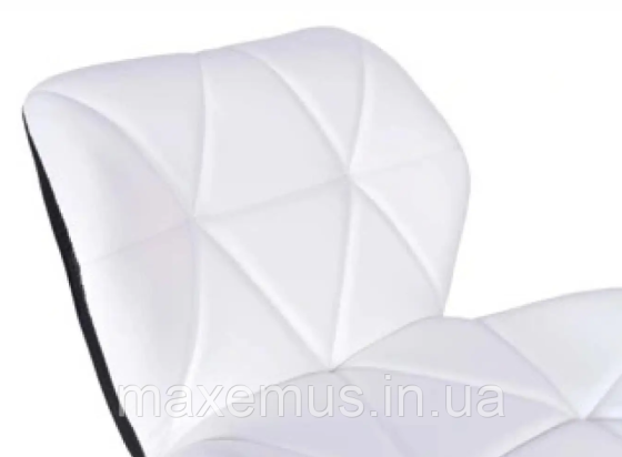 Офисное кресло для работы за компьютером B-531 ортопедическое кресло для дома и офиса чорно белое Мостиска