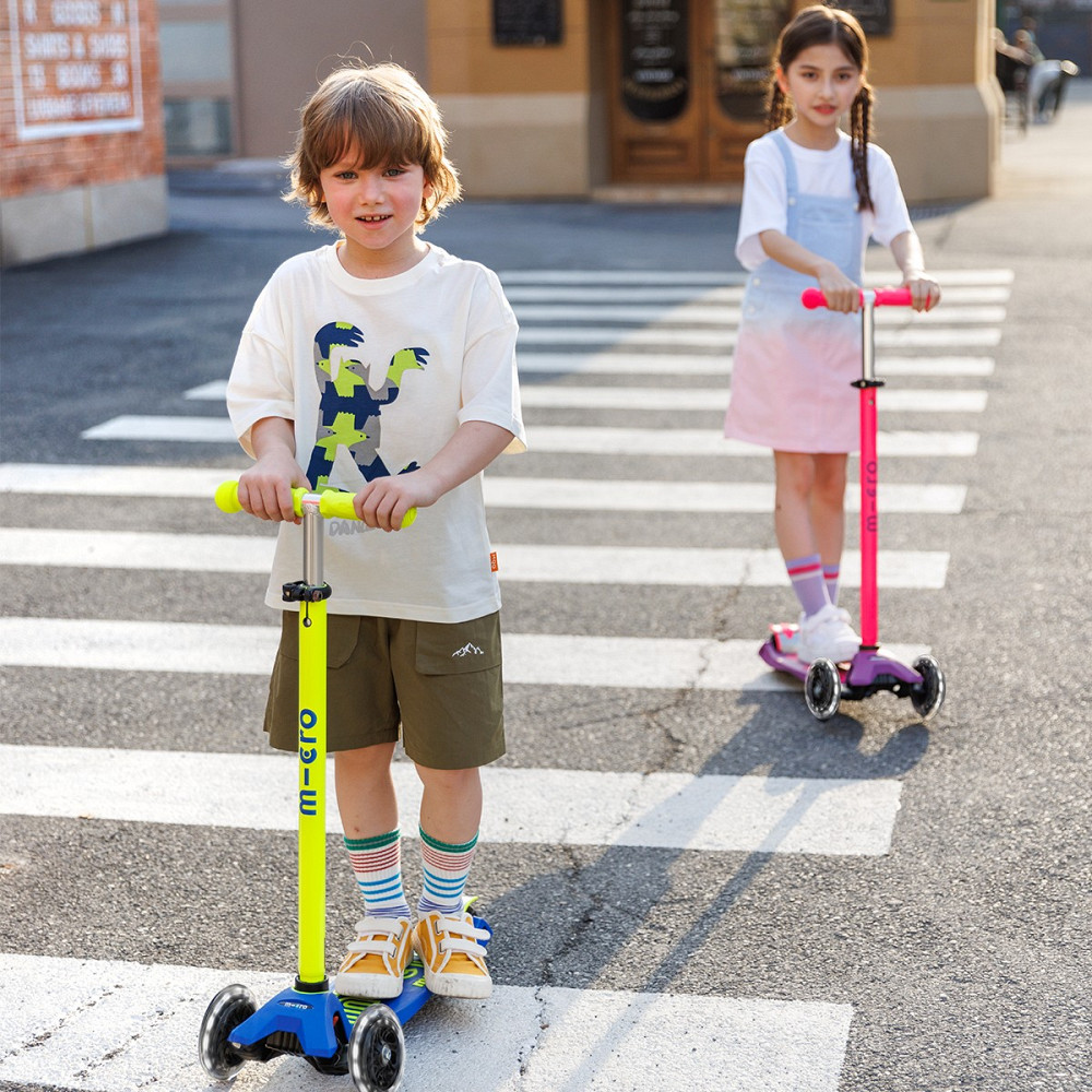 Самокат Micro серії Maxi Deluxe Neon LED – Ультра рожевий Дніпро - фото 8