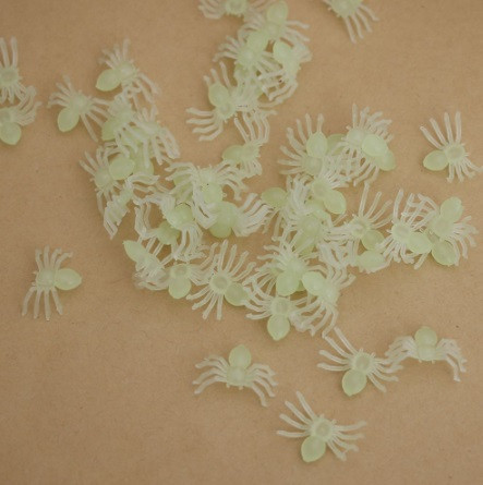 Павуки на Хелловін фосфорні 48 штук 2 на 1 см салатовий Київ - фото 3