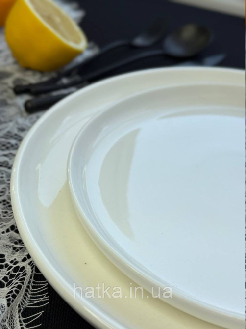 Тарілка біла кераміка 26 см "Сноу" 102-1242 для дому та ресторанів Київ - фото 2