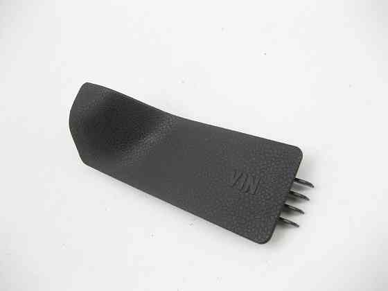 Mercedes-Benz  A1666870282 9051 Сервісна кришка під vin чорна ML/GLE W166 GLE Coupe C292 GL/GLS X166 Одеса