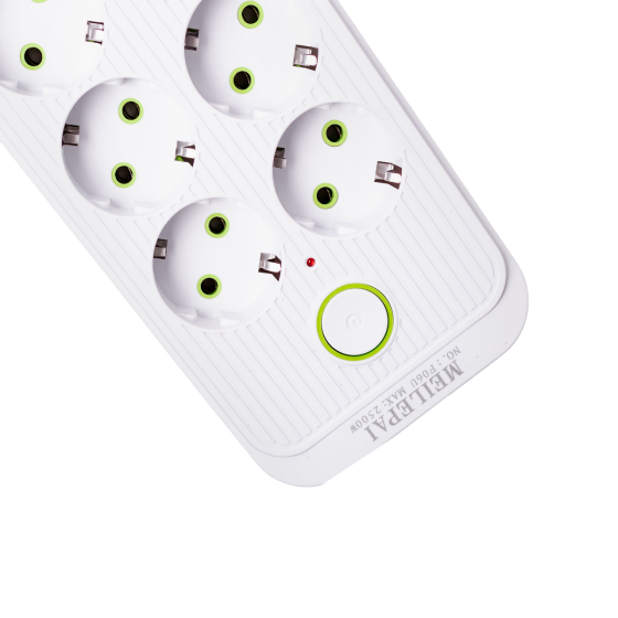 Yiwu Мережевий фільтр 3 м подовжувач F06U на 6 розеток 4 USB 1 Type-C та кнопкою відключення Бі Коломия