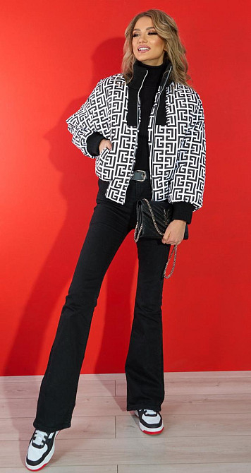 Коротка об'ємна куртка (42) Київ - фото 6