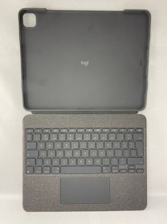 Чохол-клавіатура Logitech Combo Touch для Apple iPad Pro 11" (2022 | 2021 | 2020) Б/В Київ