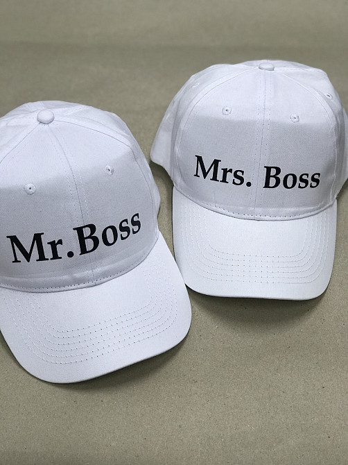 Парні білі бейсболки з написами — "Mr. Boss/Mrs. Boss". Чернівці - фото 1