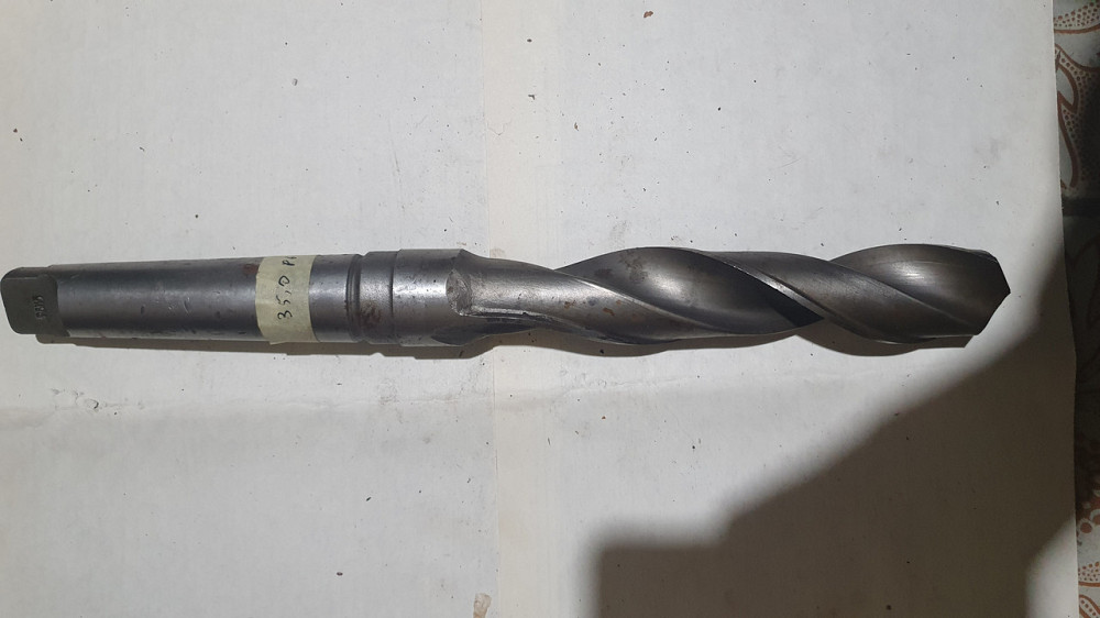 Сверло с коническим хвостовиком 35.0 мм. Р6М5. СССР. Харьков - изображение 1