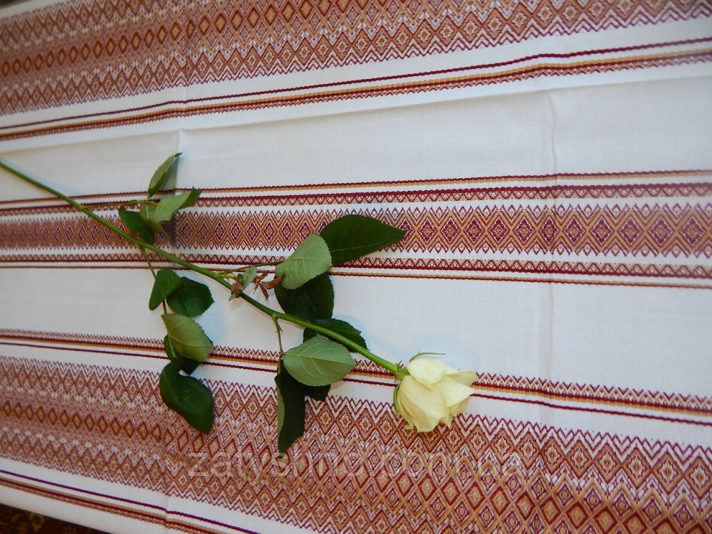 Коричневая скатерть с вышивкой Киев - изображение 10