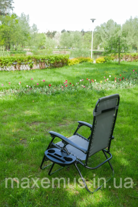 Шезлонг лежак раскладной прочный садовое кресло Bonro SP-167A для сада и дома отдыха на природе серый Мостиська - фото 7