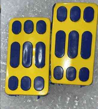 Резинки подножек водителя мопед Дельта (синие, металл-жёлтый) Мукачево