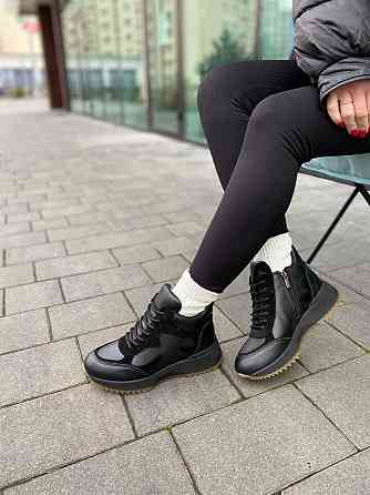 Arcoboletto Кроссовки женские Arcoboletto черные кожа+замша зима 37-41 (5670) Коломыя