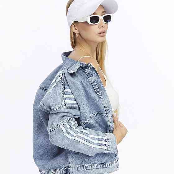 Женская джинсовая оверсайз куртка с лампасами 100% коттон Одесса