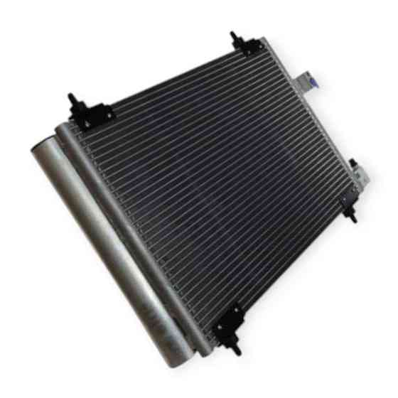 Радиатор Citroen C5 II, III, C6, Peugeot 407 1.6-3.0D 02- кондиционера Мукачево