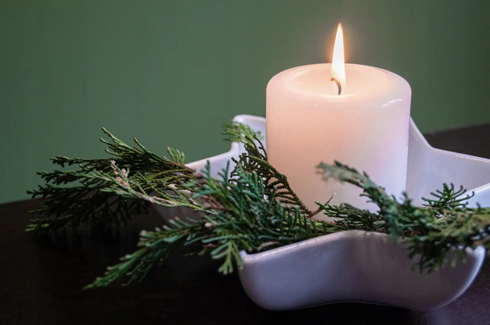 Свічка парафінова циліндрична Bispol AURA Candles Молоча (sw60/120-011) Луцк - изображение 3