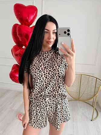 Женская стильная домашняя пижама с велюром Бежевый Одесса