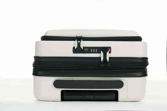 Bagland Валіза Bagland Velo маленька 40 л .білий (00322020) Коломыя