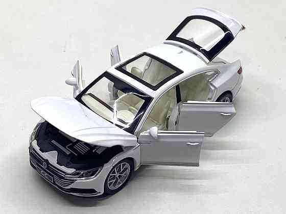 Машинка металева Volkswagen Passat SS 1:32 світло звук Біла (GT-01200) Чернігів