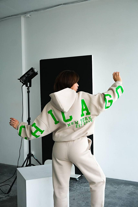 Женский стильный повседневный костюм Chicago с двойным капюшоном Бежевий, 48/50 Одесса - изображение 1