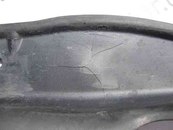 Mercedes-Benz  A2518890125 Пильовик переднього лівого крила R-Class W251 є тріщина Одеса