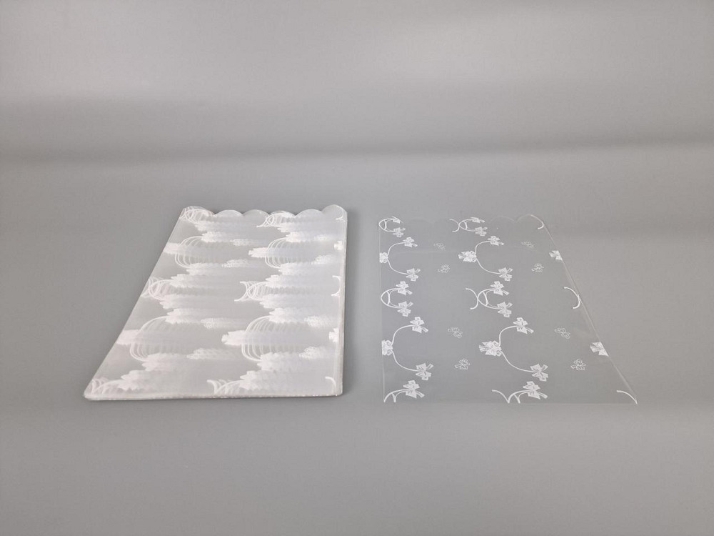 Пакет з малюнком для пакування подарунків (20*30) No382 (1) (ажурний) "Бантик" (100 шт) Харків - фото 1