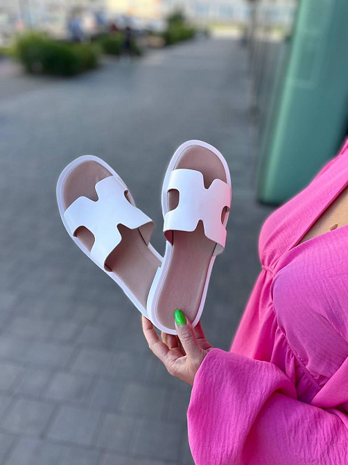 Mermaid Зручні шкіряні шльопанці на низькій підошві, білі класичні жіночі Mermaid 902/8 р. 36-4 Коломыя - изображение 10