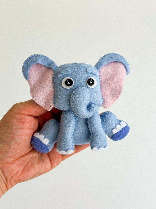 М’яка фетрова іграшка слон ручної роботи – безпечна розвиваюча іграшка Київ - фото 1