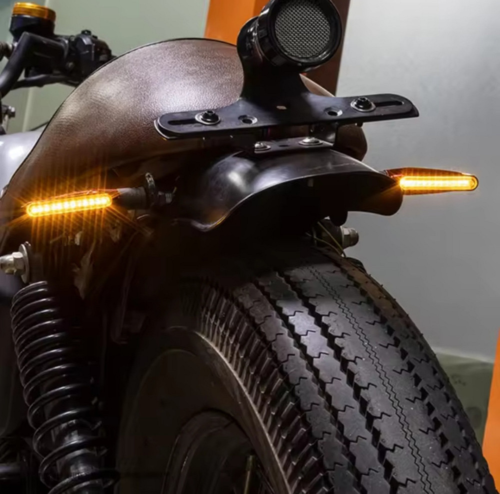 Универсальные светодиодные поворотники 2 шт для мотоцикла 11 см 12 v черный Киев - изображение 3