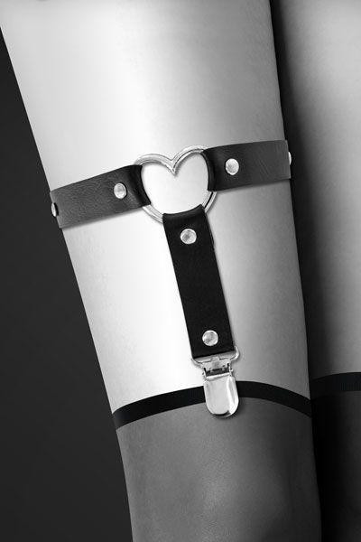 Гартер на ногу Bijoux Pour Toi - WITH HEART Black, сексуальна підв'язка з сердечком, екошкіра Sex Aura Київ - фото 2