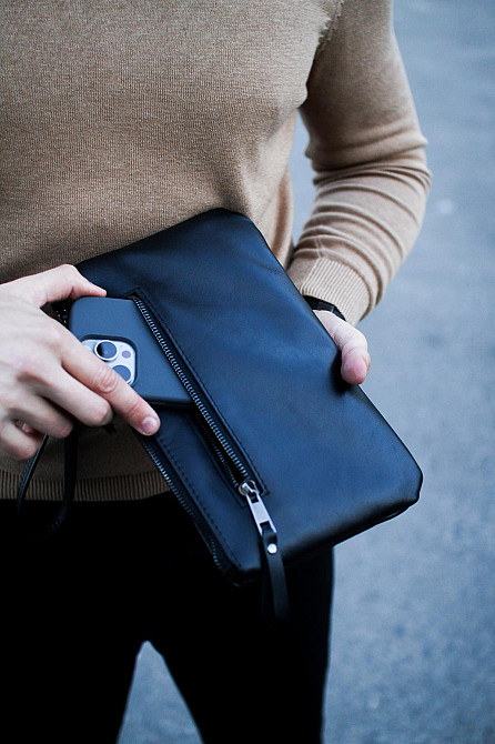 Кожаный клатч из натуральной гладкой кожи SKILL (Черный) Сумы - изображение 4