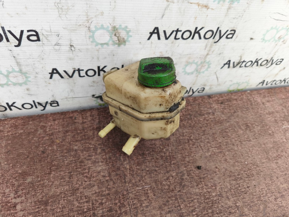 Бачок гідропідсилювача керма VW T5 1.9 / 2.0 / 2.5 tdi 2003-2015 (7E0422371G) Ковель - изображение 1