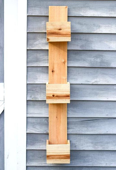 Полка настенная для цветов 