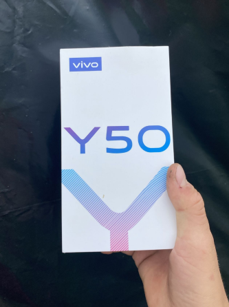 Телефон VIVO Y50 8/128Gb. Киев
