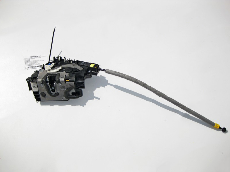 Mercedes-Benz  A0997303700 Замок задніх лівих дверей C-Class W205 E-Class W213 S-Class W222 Одеса - фото 1