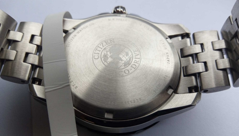 Японський 200-м спортивний годинник Citizen Eco-Drive AW7048-51E, Харків - фото 2