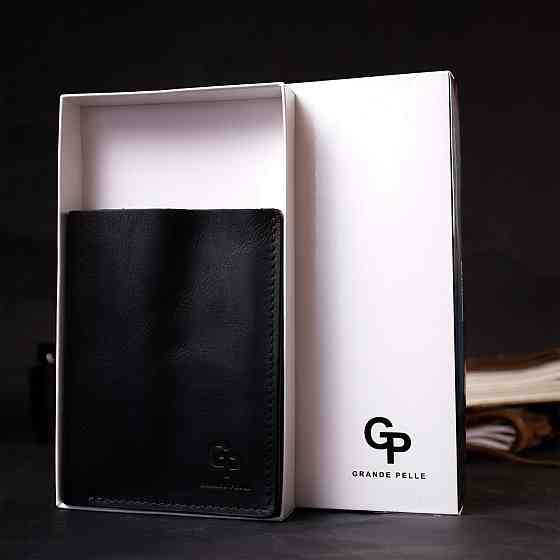 Стильное кожаное портмоне с держателем для Apple AirTag GRANDE PELLE 11625 Черный Киев