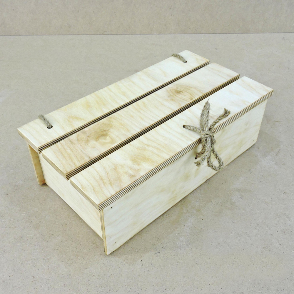 Подарочная коробка 