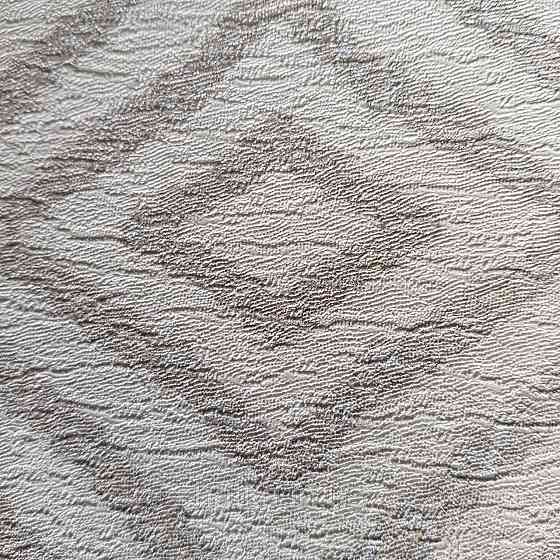 Шпалери метрові вінілові на флізелін 24 Carati Cristiana Masi абстракція смуги хвилі сріблом на молочному 3д Київ