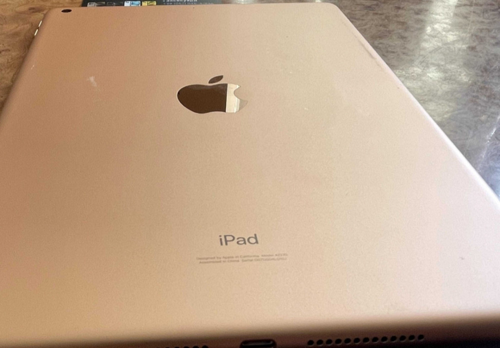 Планшет: iPad 8 Gen 128Gb. Wi-Fi iPad . АКБ 89%. Київ - фото 3