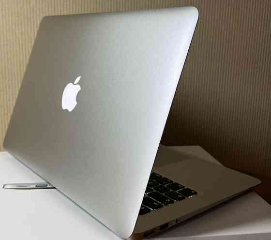 Ноутбук MacBook Air 2017 8 128gb, Київ