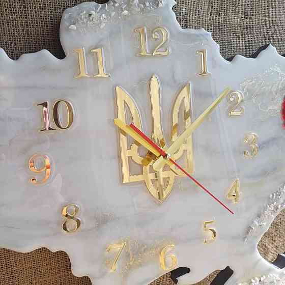 Годинник настінний 80*55 см з епоксидної смоли ручної роботи "Карта України" Дніпро