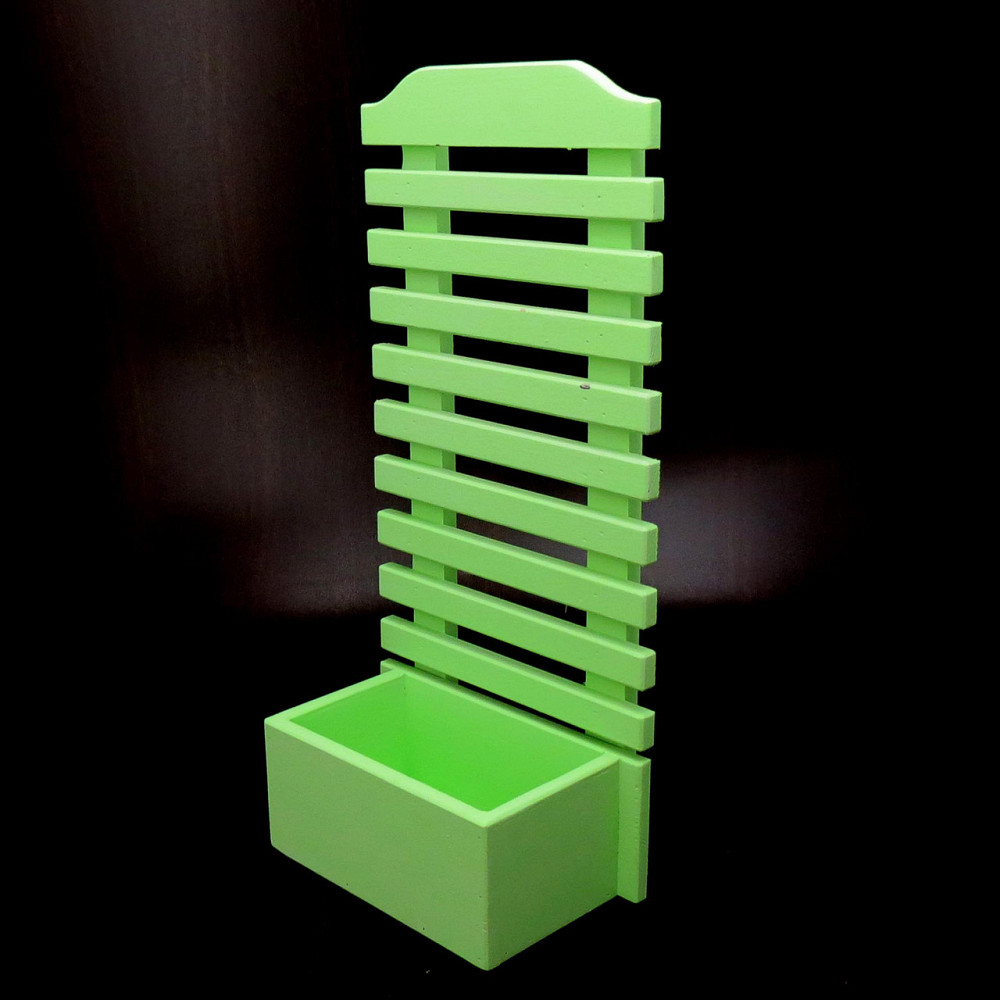 Полка настенная для цветов 