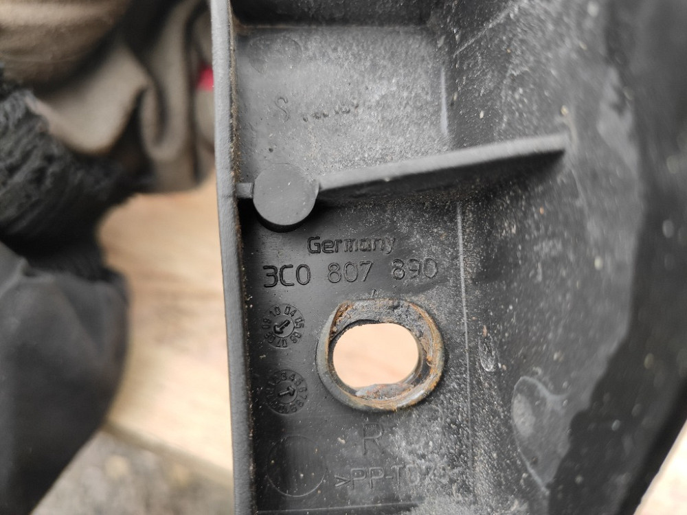 Кронштейн бампера передній правий VW Passat B6 2005-2010 (3C0807890) Ковель - фото 3