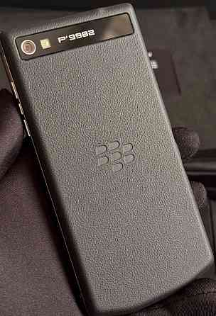НОВИЙ! Blackberry Porsche Design P9982 Київ