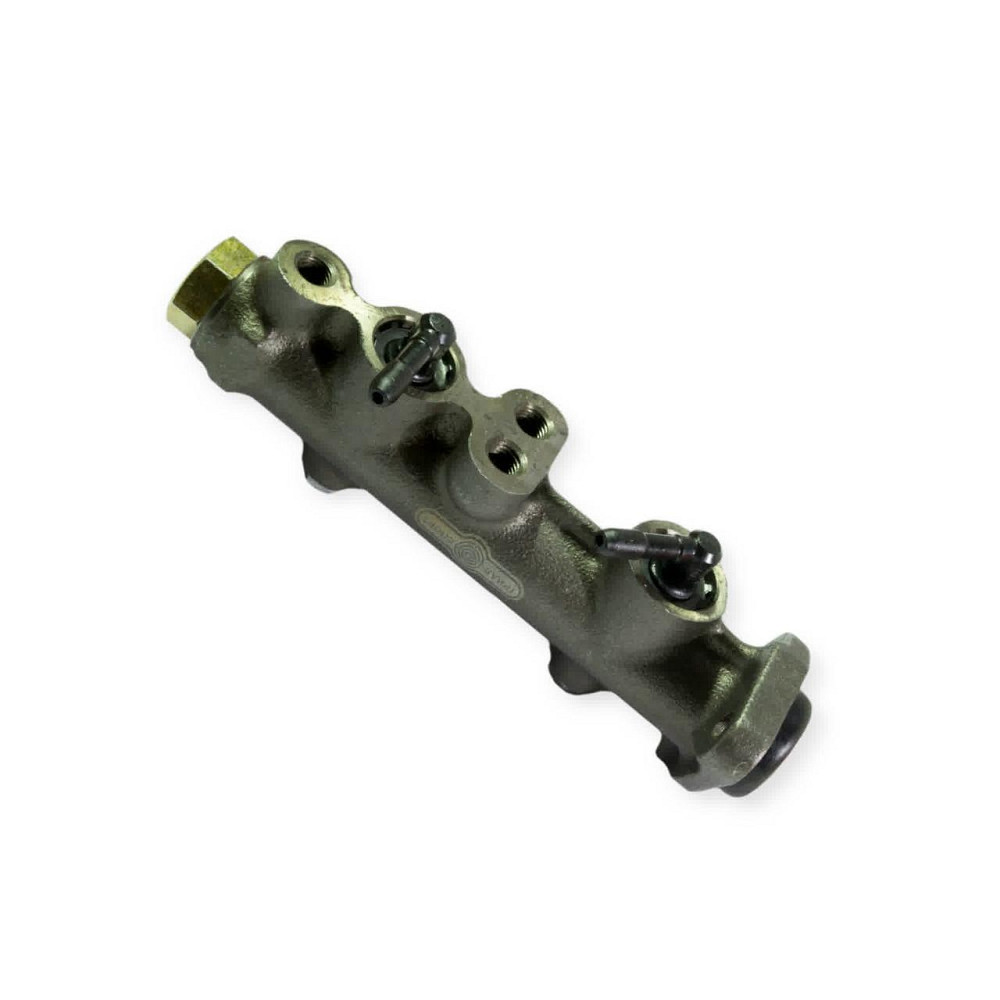 Циліндр головний 2121 (ГТЦ) гальмівний Мукачево - фото 1