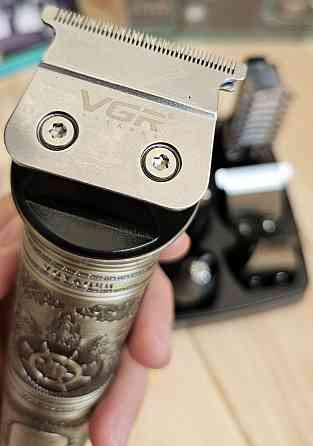 Професійний набір Vgr 106 тример машинка бритва стрижка металевий. Киев