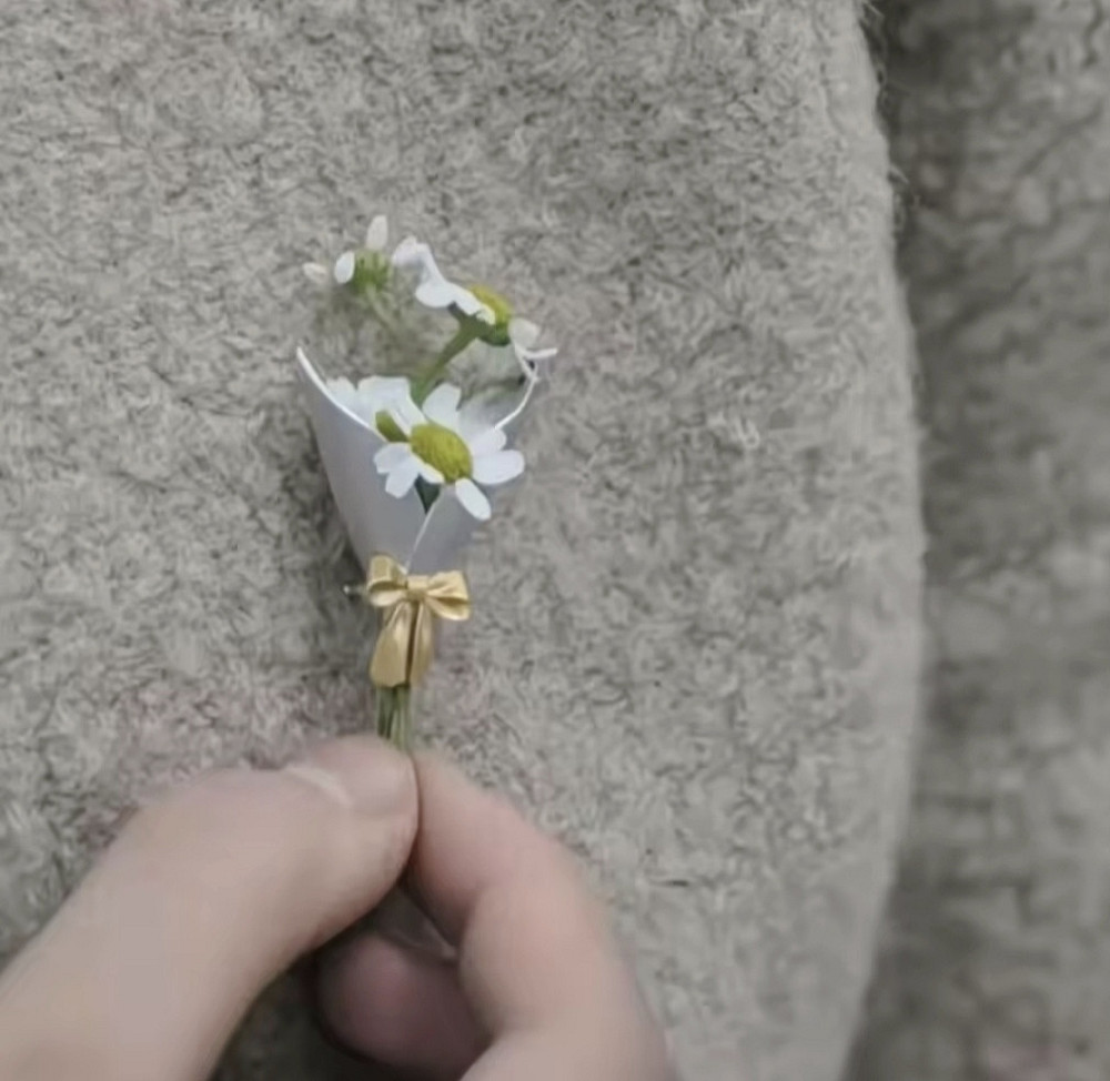 Брошка-тримач для квітів Сміла - фото 7